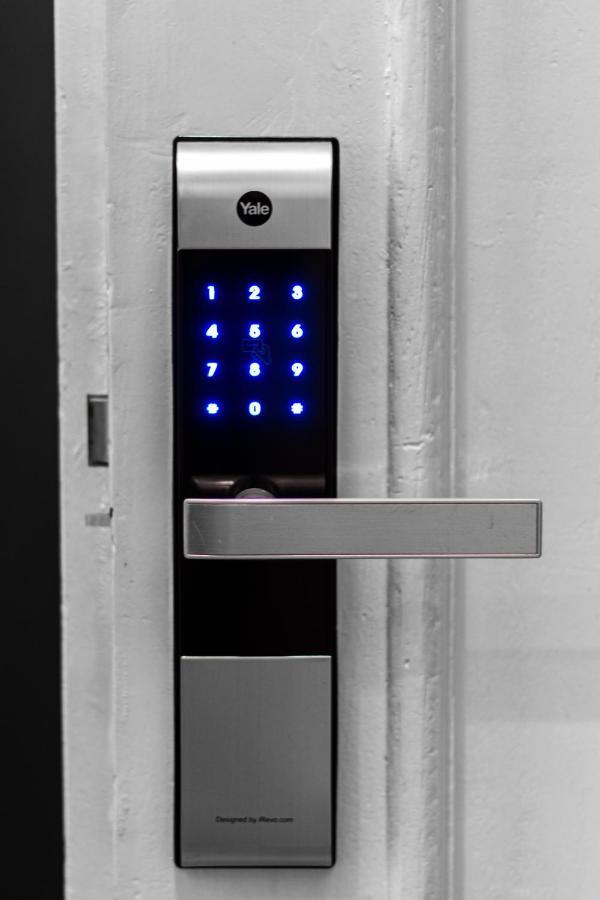 Tesla Design Apartments Záhřeb Exteriér fotografie